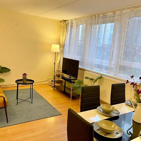 3Br Central London Close Station Eksteriør billede