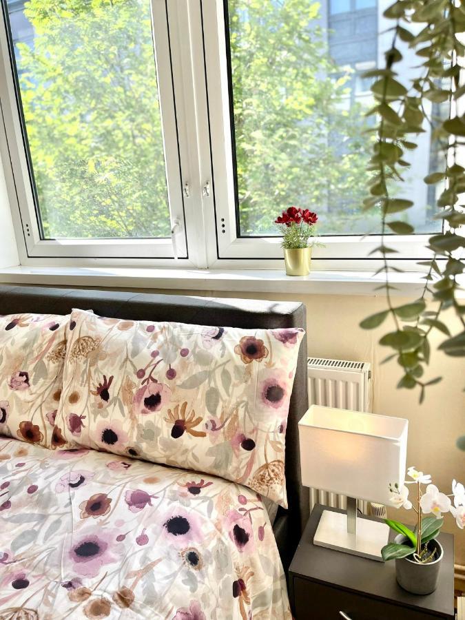 3Br Central London Close Station Eksteriør billede